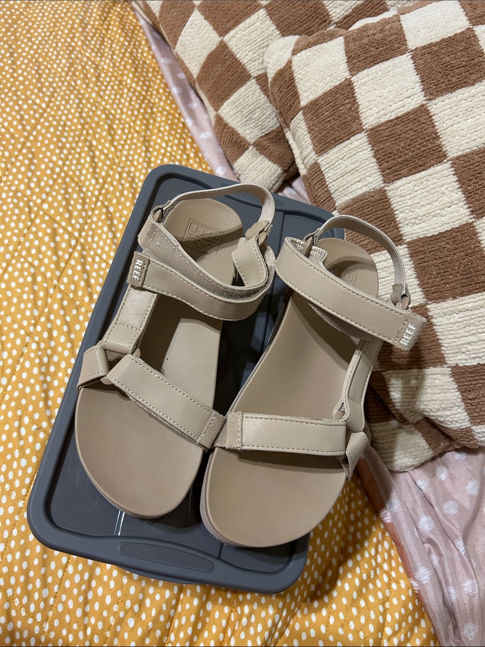 Reef Women's Beige Strappy Outdoor Sandals